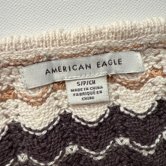 American Eagle Knit Chevron Cropped Tank - Size Small - Picture 3 of 4